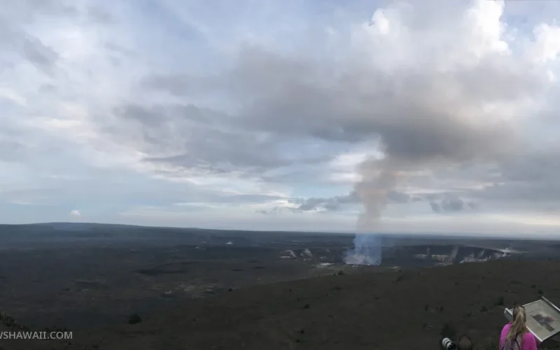 Halemaʻumaʻu crater at Kīlauea's summit.